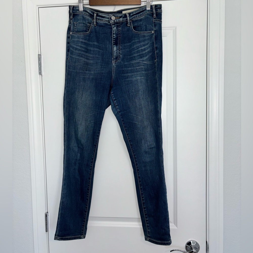 Anthropologie/ Pilcro and the Letterpress Superscript Straight Leg Jeans